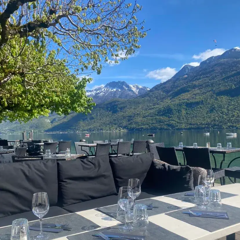 Chez Ma Cousine_Doussard_slider_image_1