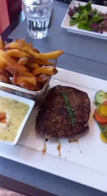 Chez Ma Cousine_Doussard_slider_image_2