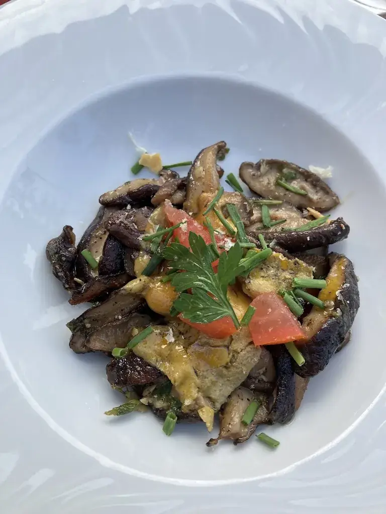 Alexandra_La Chalosse_Guyancourt_review