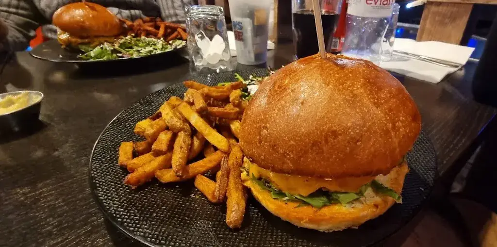 Marz Mistry_The Pap's House_Doussard_review