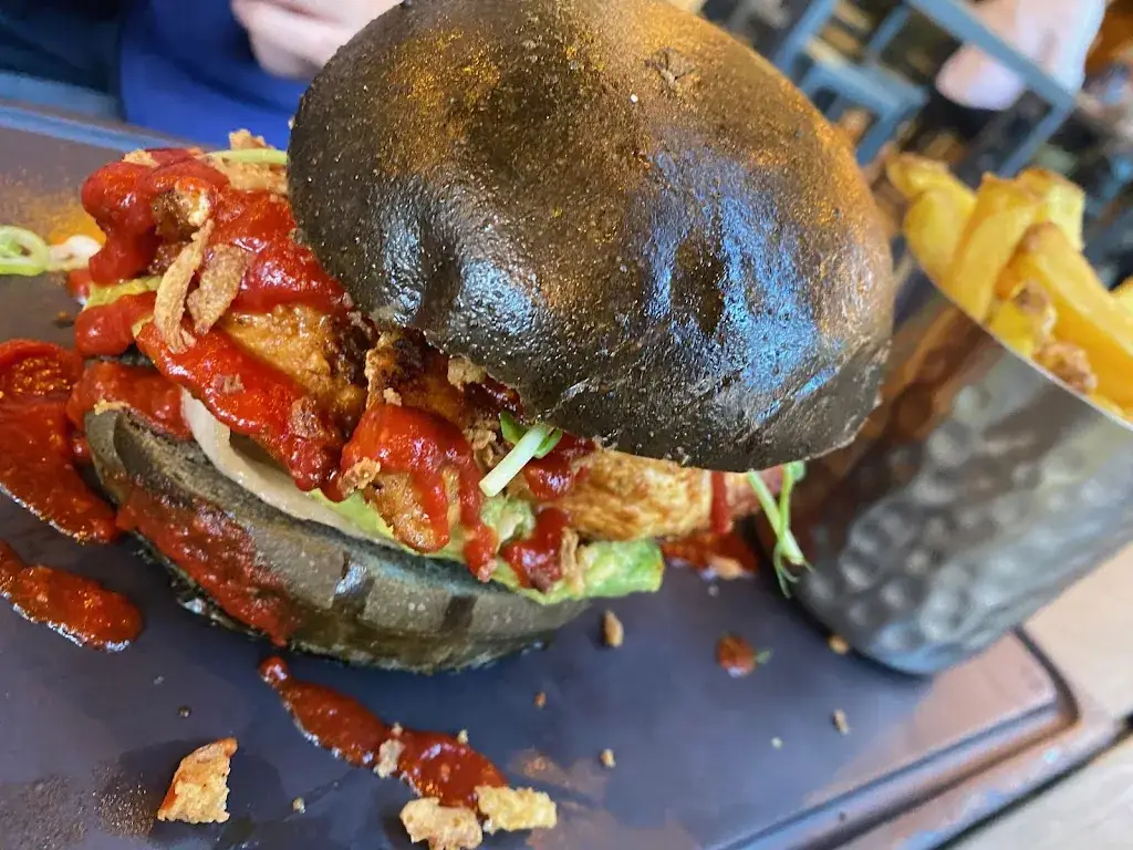 4'47 Restaurant bar lounge_Doussard_slider_image_3