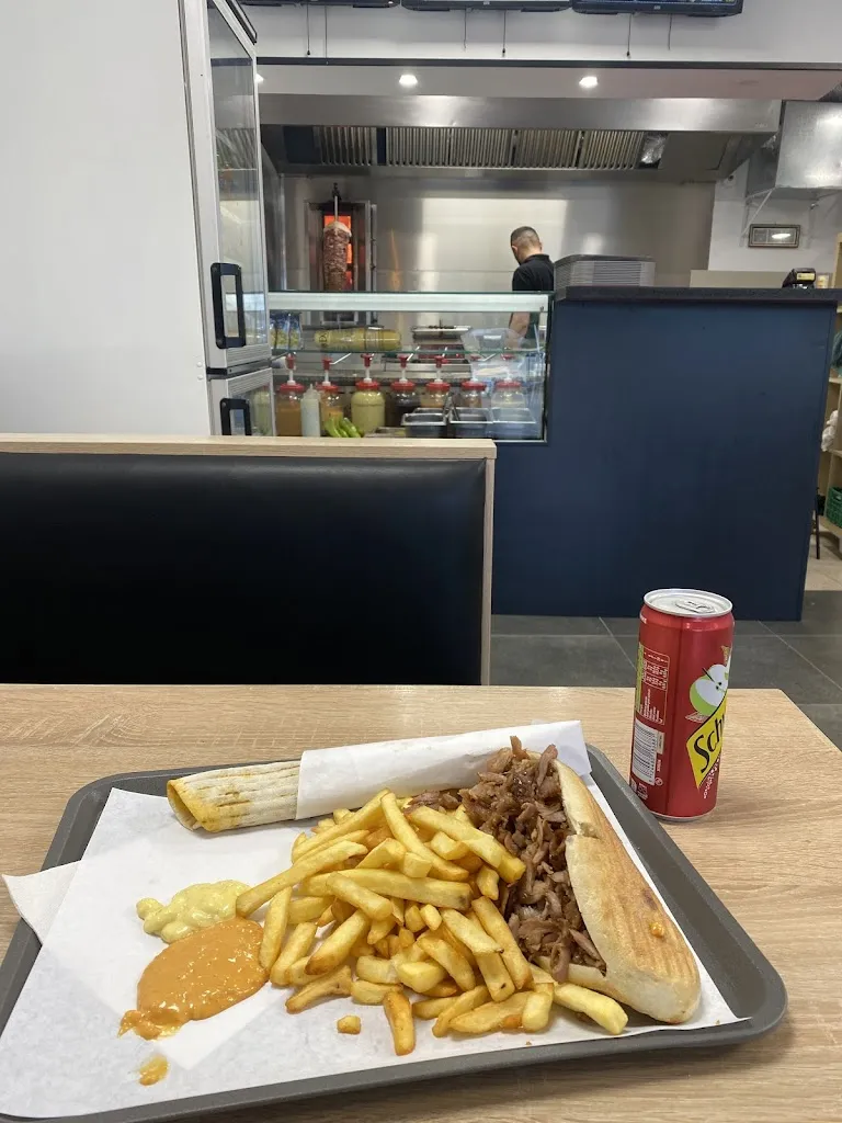 Menu_Maître Kebabier kebab du village_Guyancourt_image_6