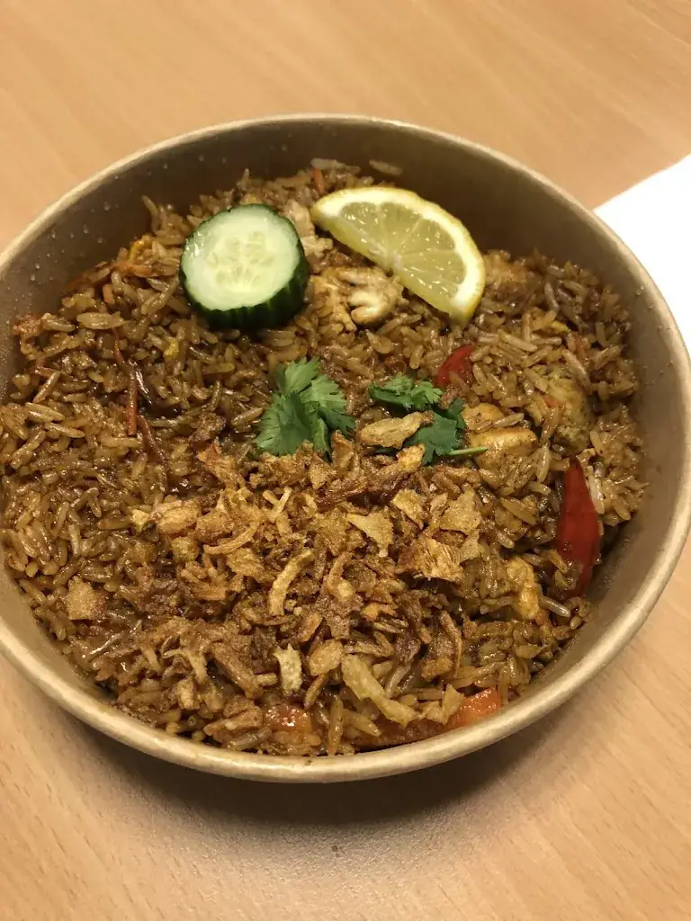 Kelly SESSEGNON_Thaï Ming_Guyancourt_review