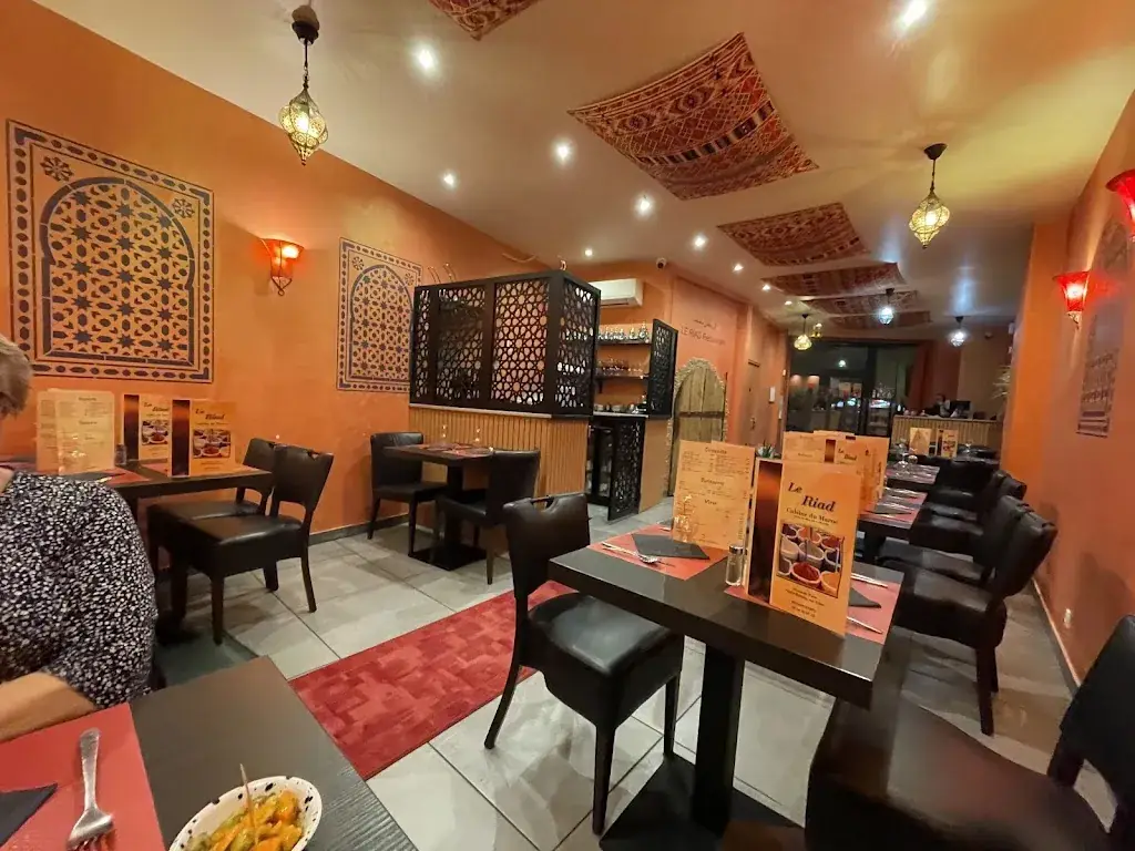 LE RIAD_Herblay-sur-Seine_slider_image_3