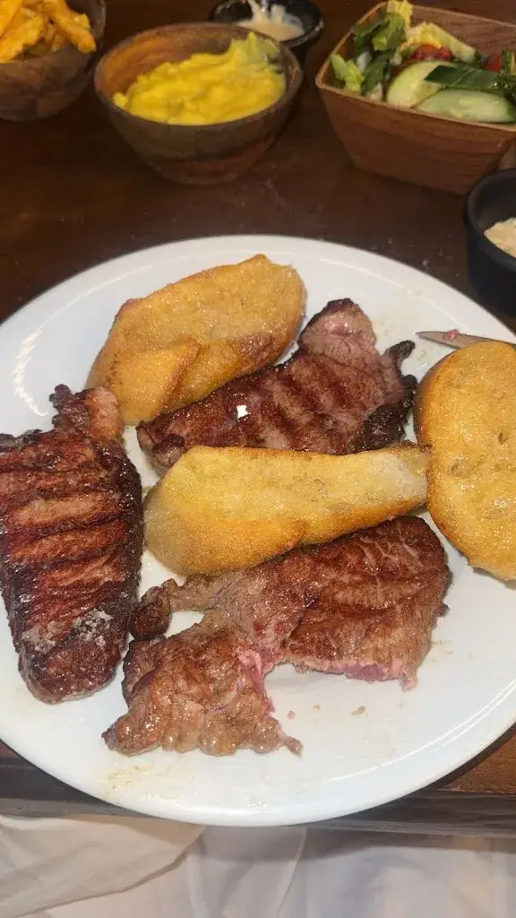 Marzouki Sanna_Mangal Steakhouse_Herblay-sur-Seine_review