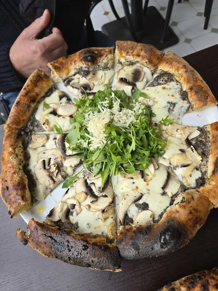 Pizzeria Autentico_Herblay-sur-Seine_slider_image_3