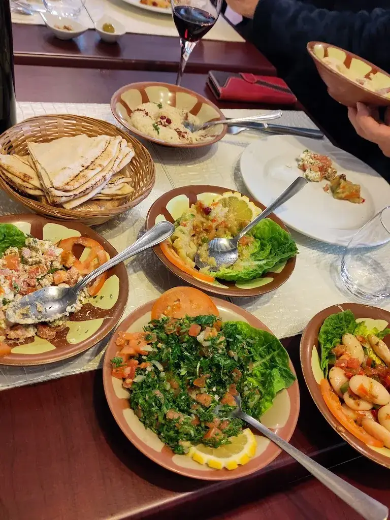 Li Li_Auberge Libanaise_Jouars-Pontchartrain_review