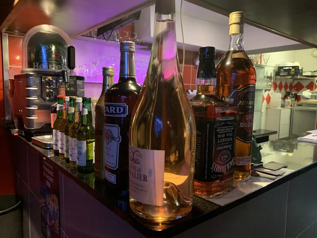 Crêperie L'Escale restaurant in Jouars-Pontchartrain