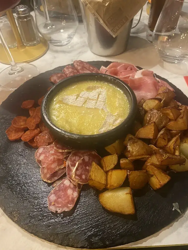 fan mag_Le TROTTOIR_Ferté-sous-Jouarre_review