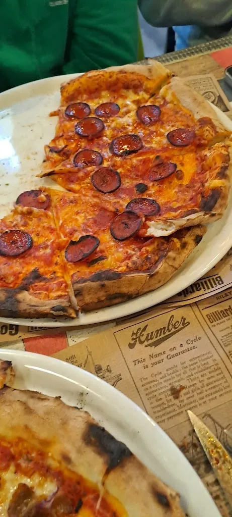 mark claydon_Douss'Art Pizza_Doussard_review