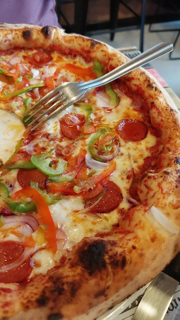 LW L_Douss'Art Pizza_Doussard_review