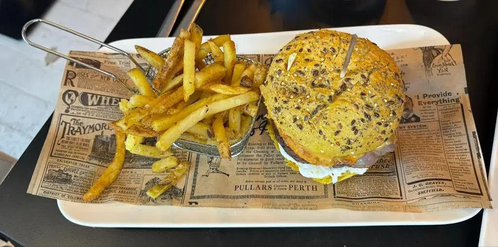 Menu_La Suite_Chapelle-la-Reine_immagine_5