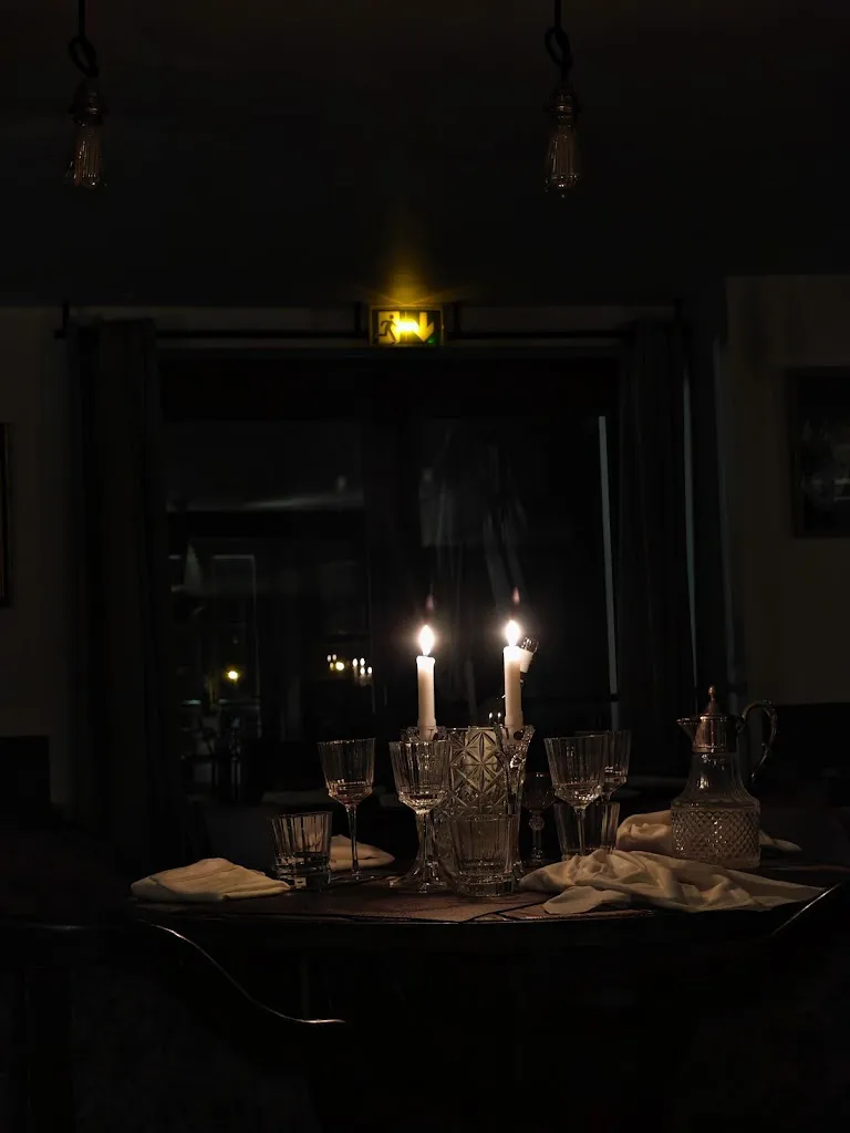 Yi_BARàSOLE_Jouy-en-Josas_reseña