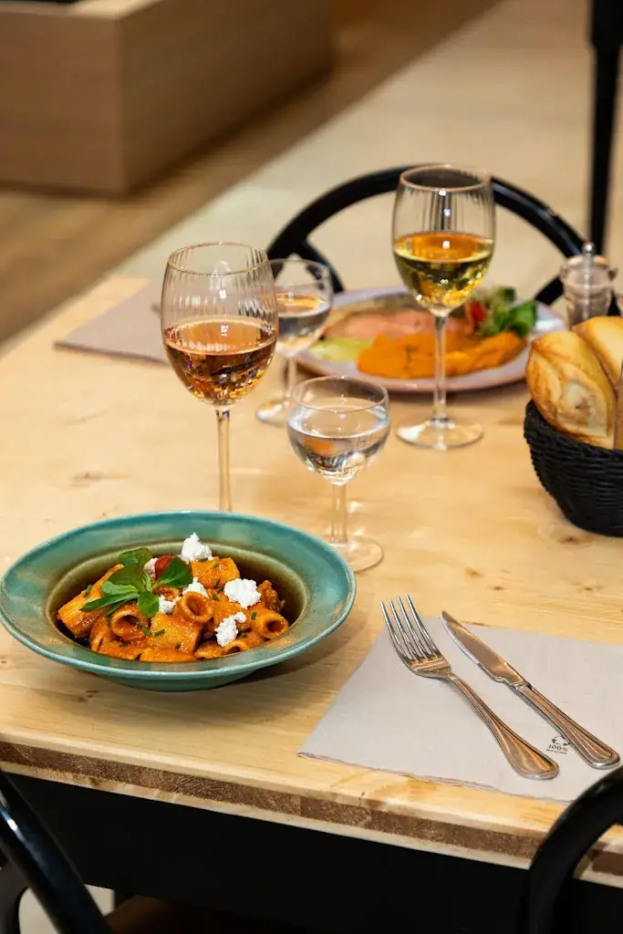 Le Robin_Jouy-en-Josas_slider_image_3