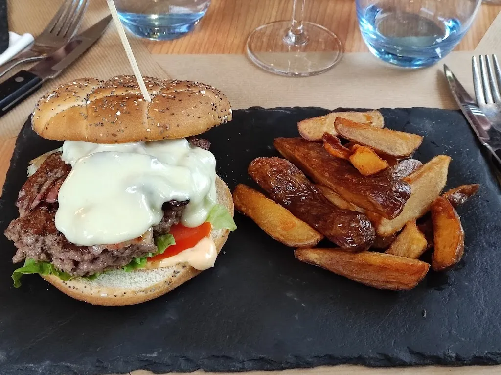 Le Bonnard_Jouy-en-Josas_slider_image_2