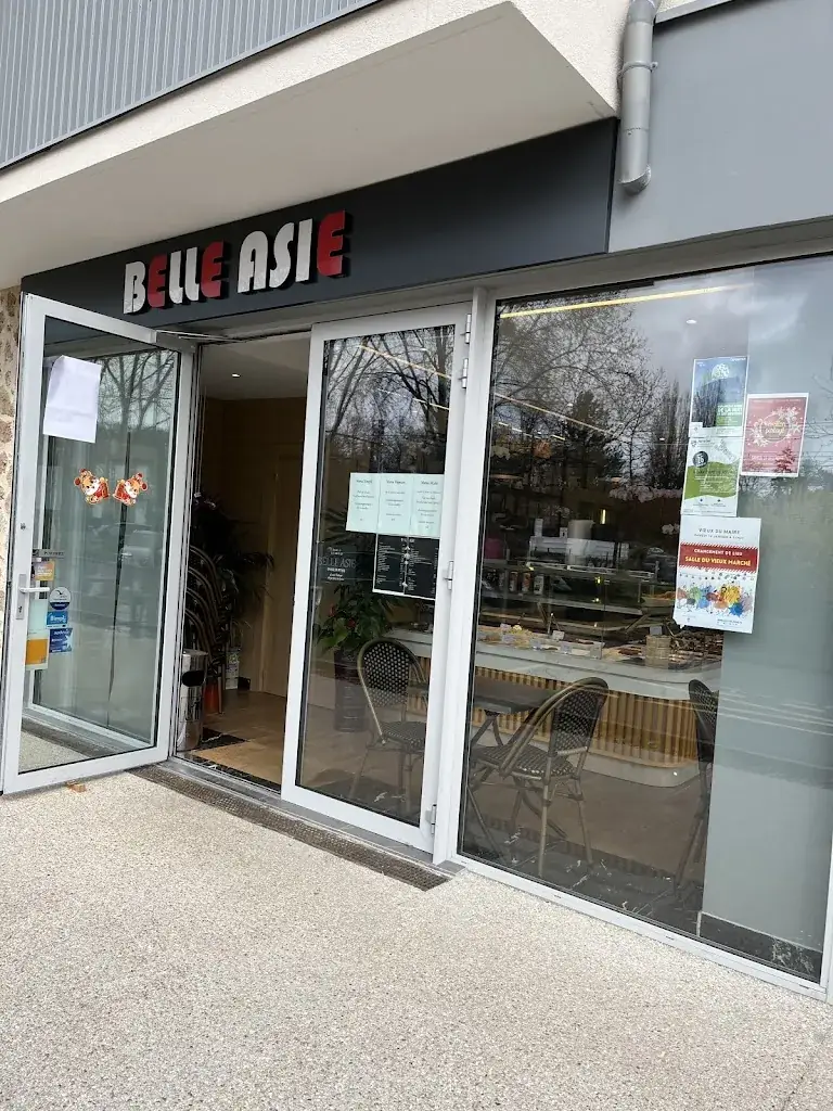 Lionel M_Belle Asie_Jouy-en-Josas_review