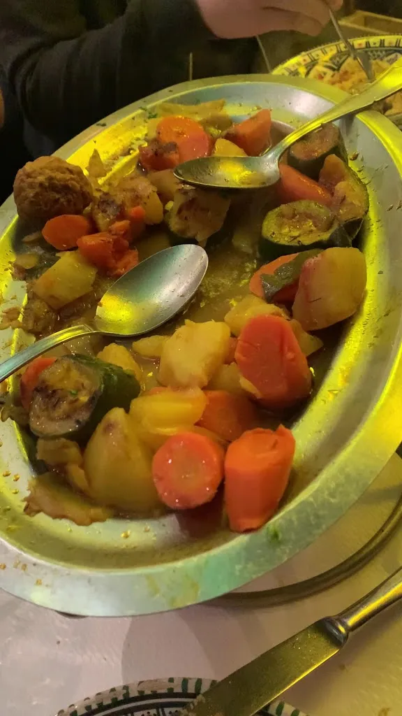 Chez Léon_L'Haÿ-les-Roses_slider_image_2