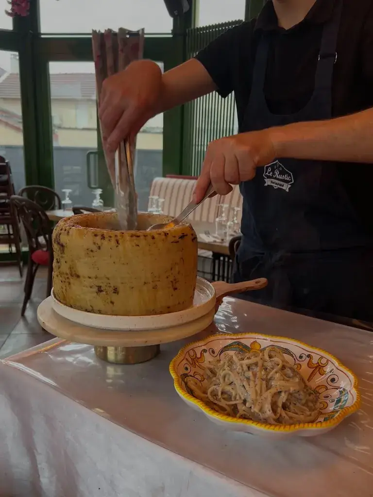 Malak Harrouk_Le Rustic_L'Haÿ-les-Roses_review