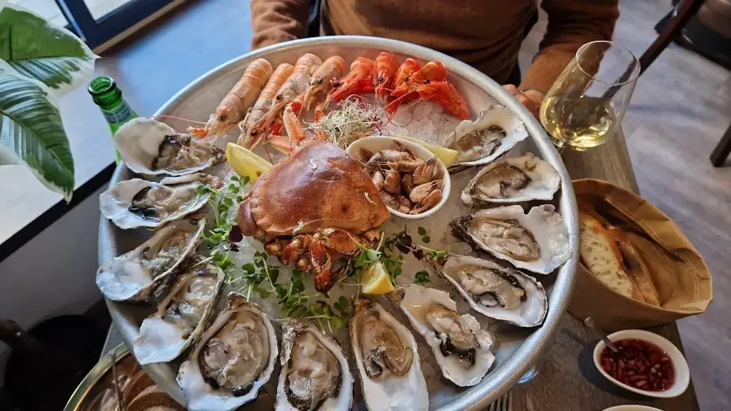 Le Commerce - La Cabane_Crécy-la-Chapelle_slider_image_3