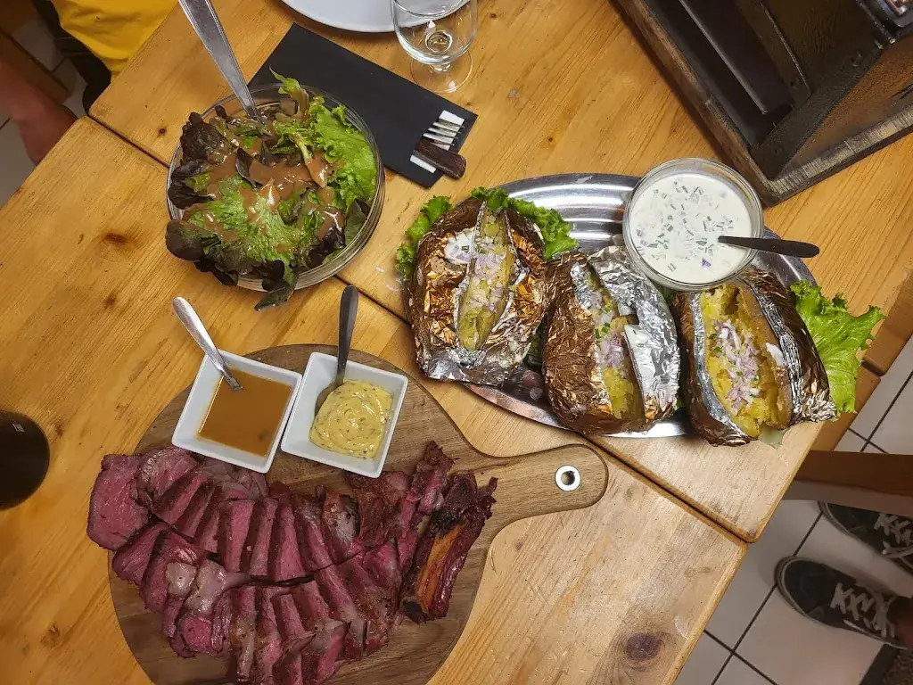 La Ferme - Restaurant col de la Forclaz - Talloires_Talloires-Montmin_slider_image_3