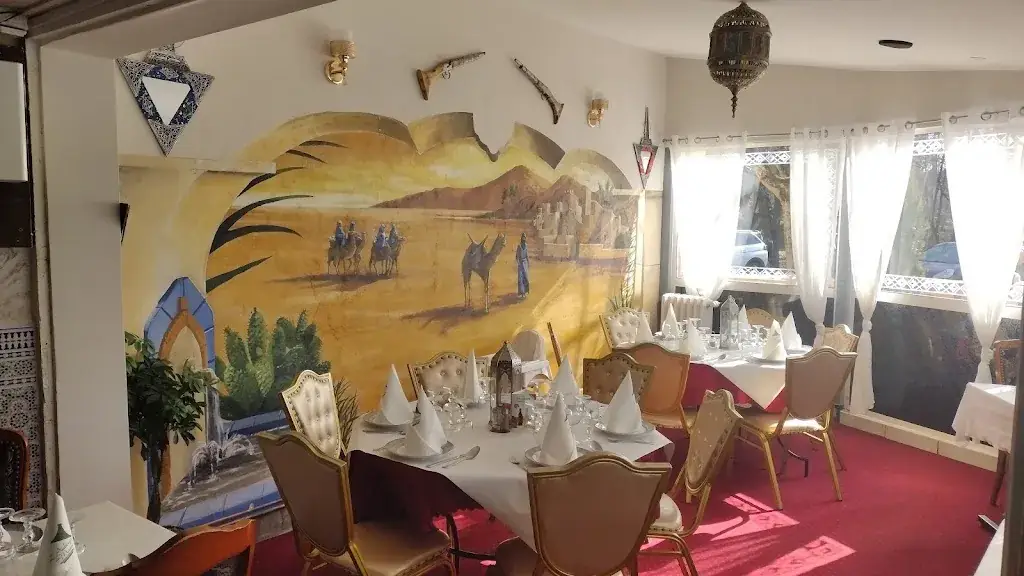 L'Auberge Du Maroc Restaurant in Meulan-en-Yvelines