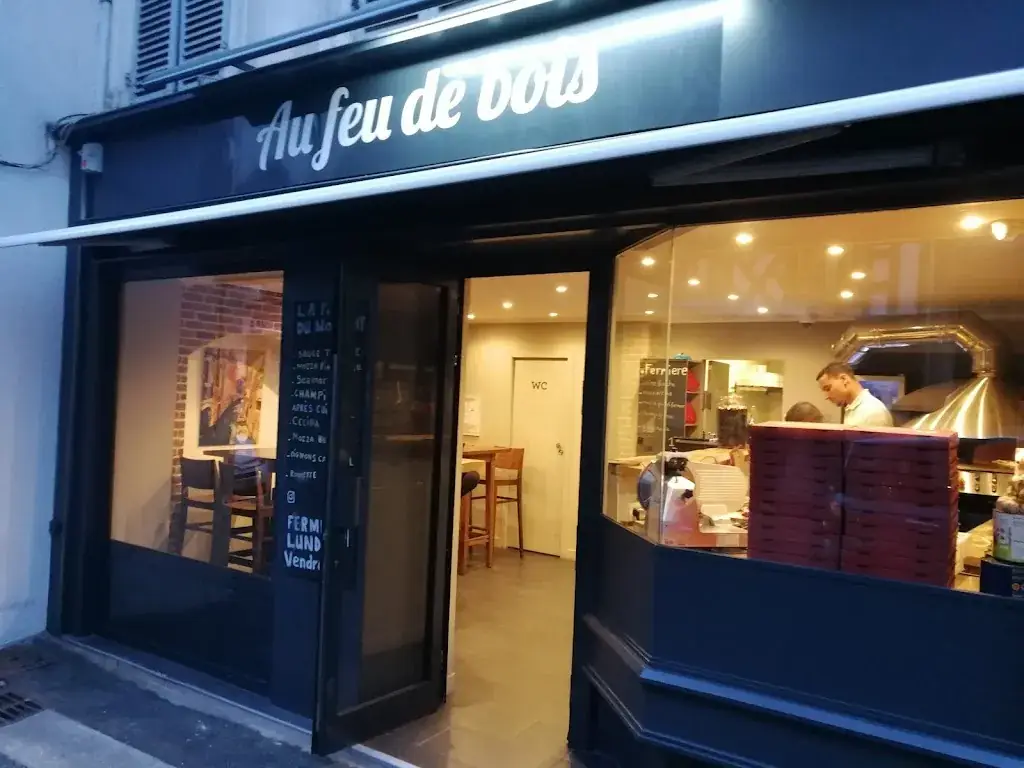 Au feu de bois restaurant in Meulan-en-Yvelines