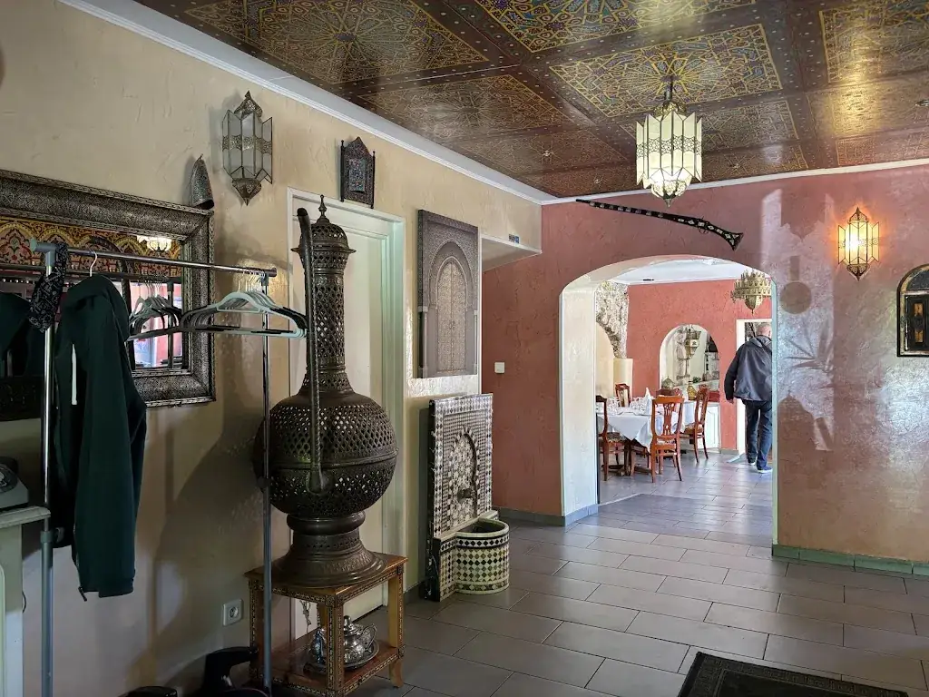 anny lerouge_LES DUNES D'OR couscous_Hardricourt_recensione