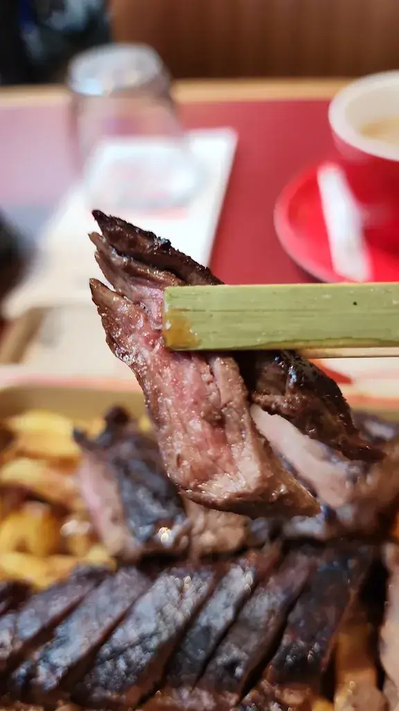 Jordan Ong J_La Brigade - La Défense_Puteaux_review