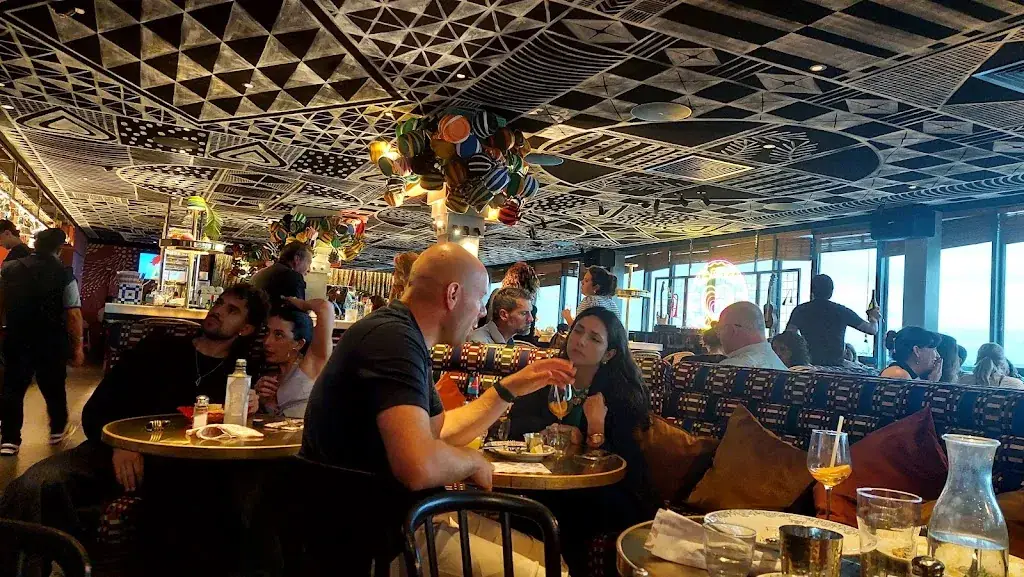 Mama Restaurant Paris La Défense_Puteaux_slider_image_3