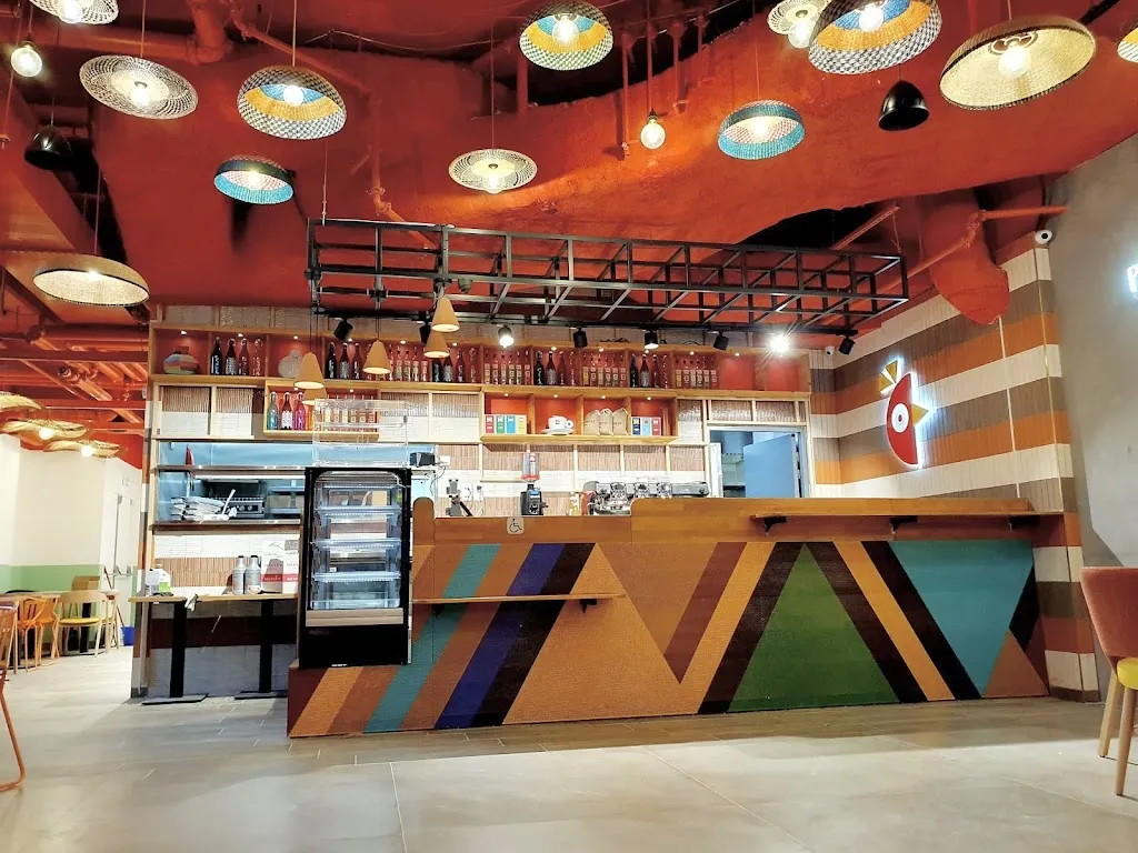 CARAVANA CNIT - La Défense Westfield_Puteaux_slider_image_1