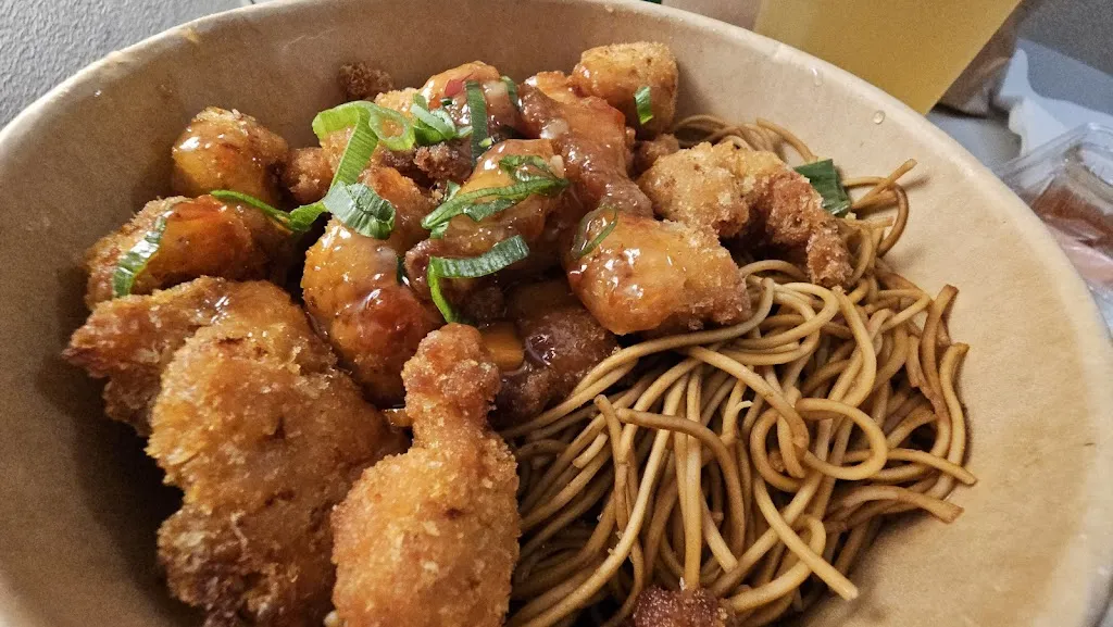 Daniel Basilio Garcia Plasencia_Asian food by BAZE Ivry-sur-seine_Ivry-sur-Seine_review