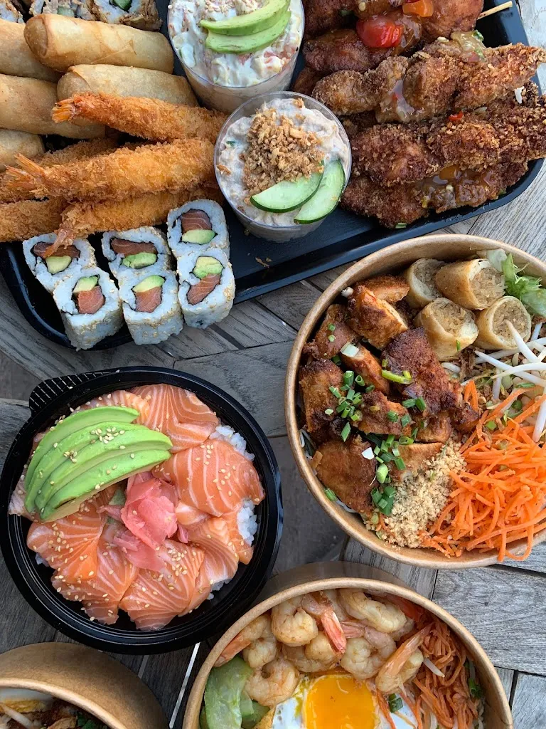 Asian food by BAZE Ivry-sur-seine_Ivry-sur-Seine_slider_image_2