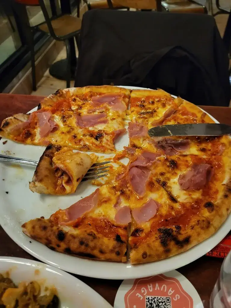 Ivry sauvage_Ivry-sur-Seine_slider_image_3