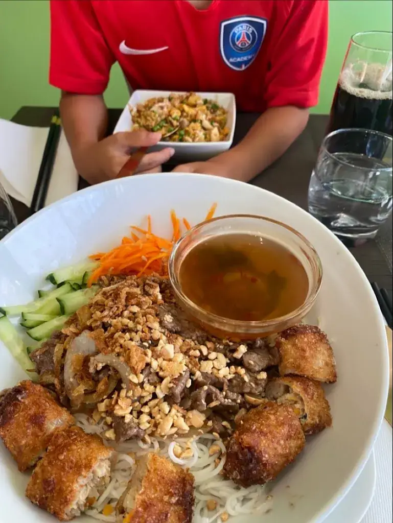 ho iris_MAISON VIET_Ivry-sur-Seine_review