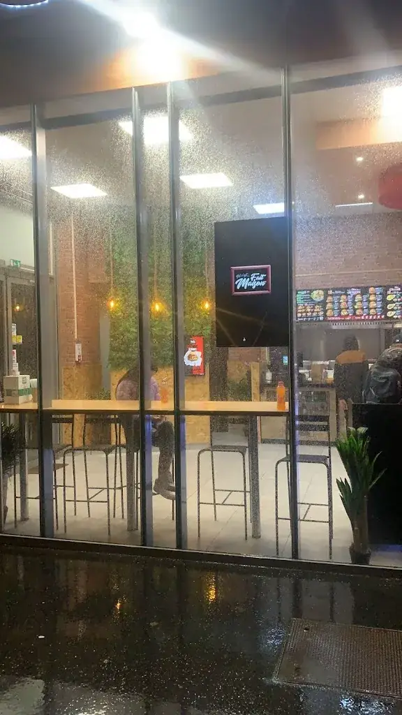 Ici C'est Fait Maison restaurant in Ivry-sur-Seine