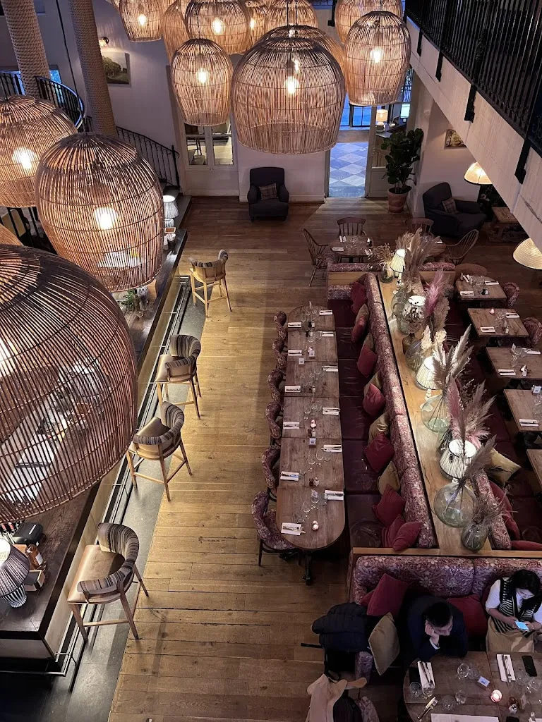 Anna Lewandowska_La Passerelle_Issy-les-Moulineaux_review