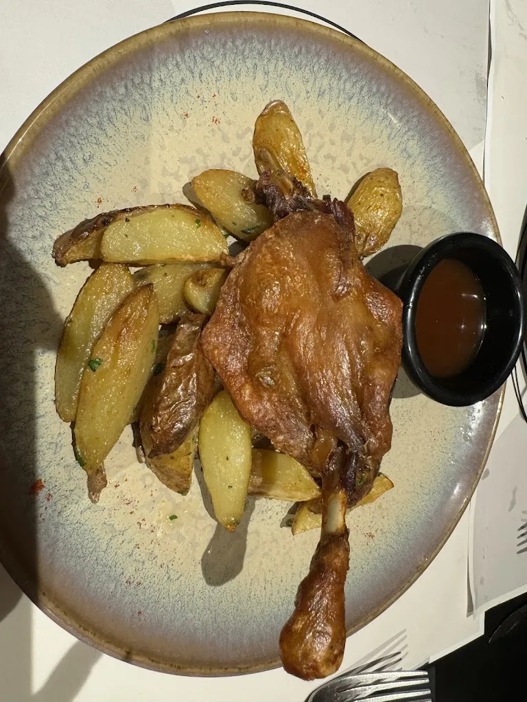 Bella Tcolova_Estelle et Julien_Issy-les-Moulineaux_review