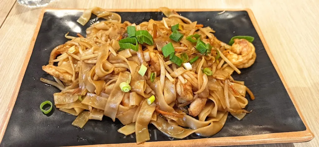 Khaled Ferjani_Pho issy_Issy-les-Moulineaux_review