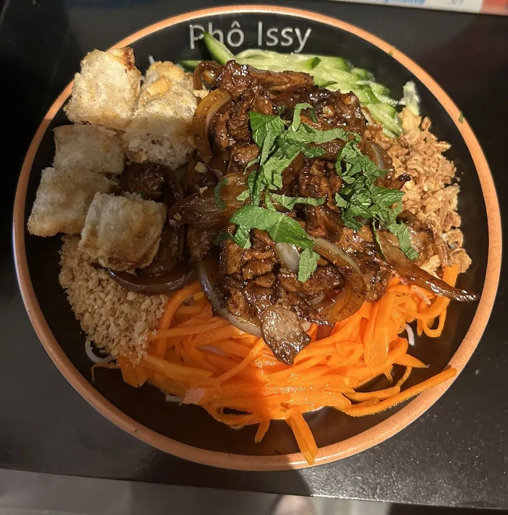 Pho issy_Issy-les-Moulineaux_slider_image_2