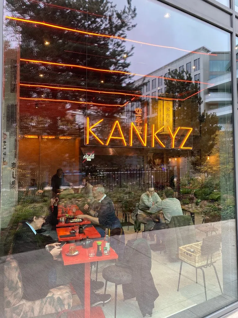 Kankyz restaurant in Issy-les-Moulineaux