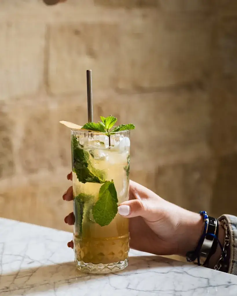 Maison Avoise_Issy-les-Moulineaux_slider_image_3