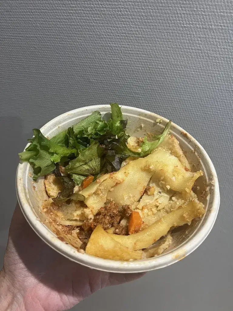 Lynette Roberts_Les Frangines_Issy-les-Moulineaux_review