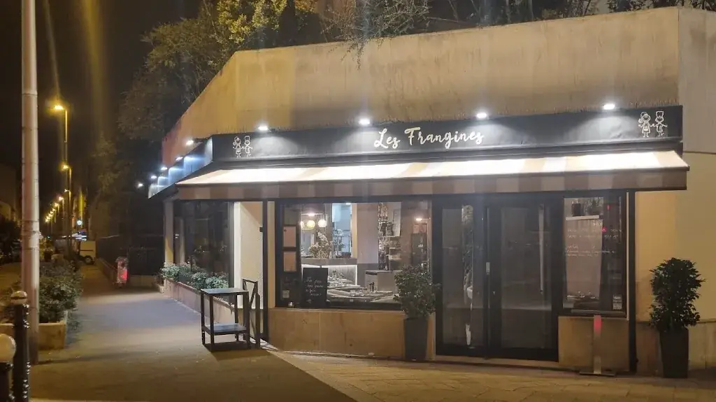 Les Frangines Restaurant in Issy-les-Moulineaux