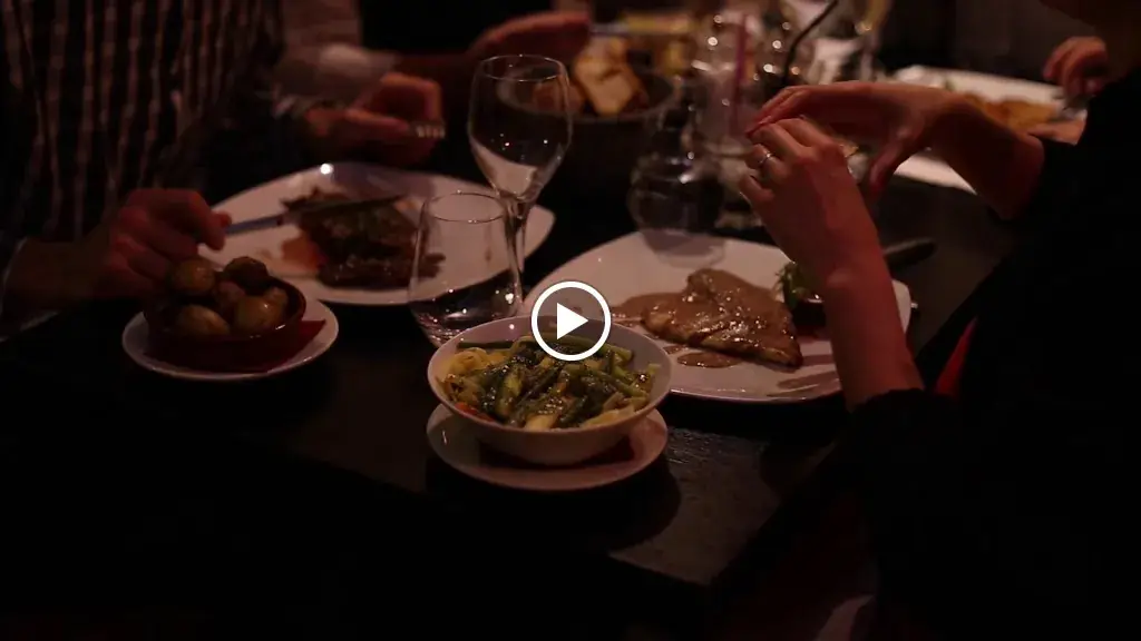 Tavola Giulia _Issy-les-Moulineaux_slider_image_2