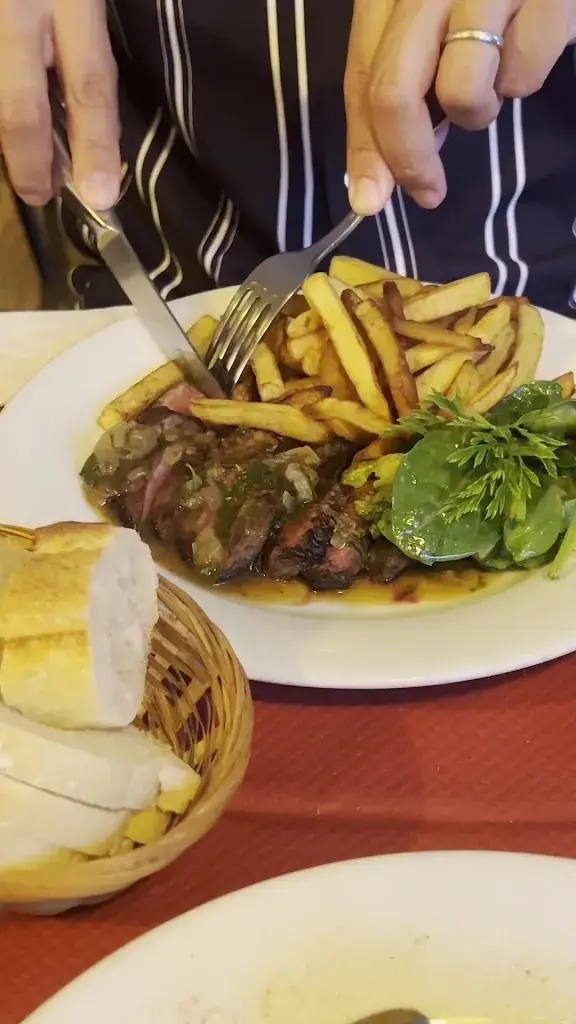 Morfo Mami_Au 31_Issy-les-Moulineaux_review