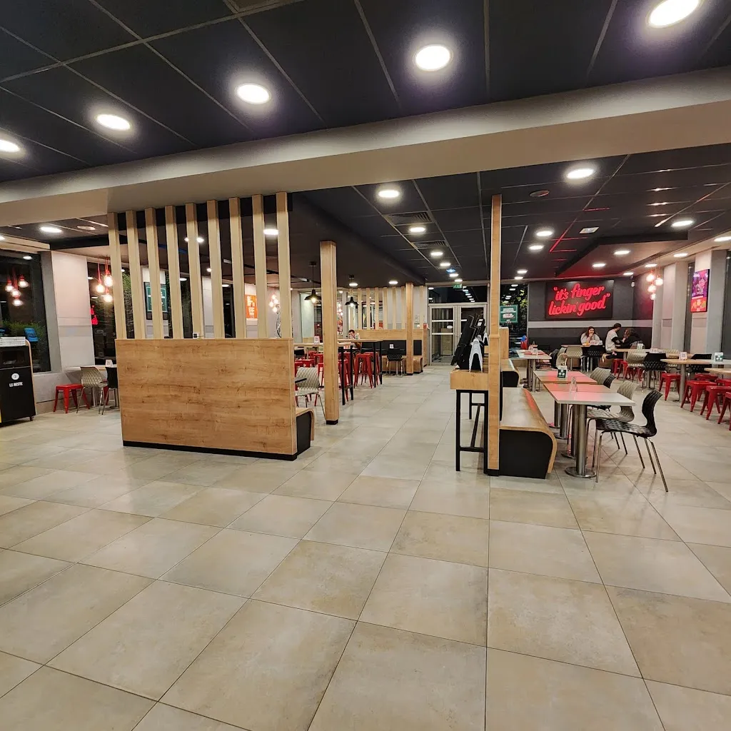 SEYEDBAGHER KOUCHAKI_KFC Goussainville_Goussainville_review