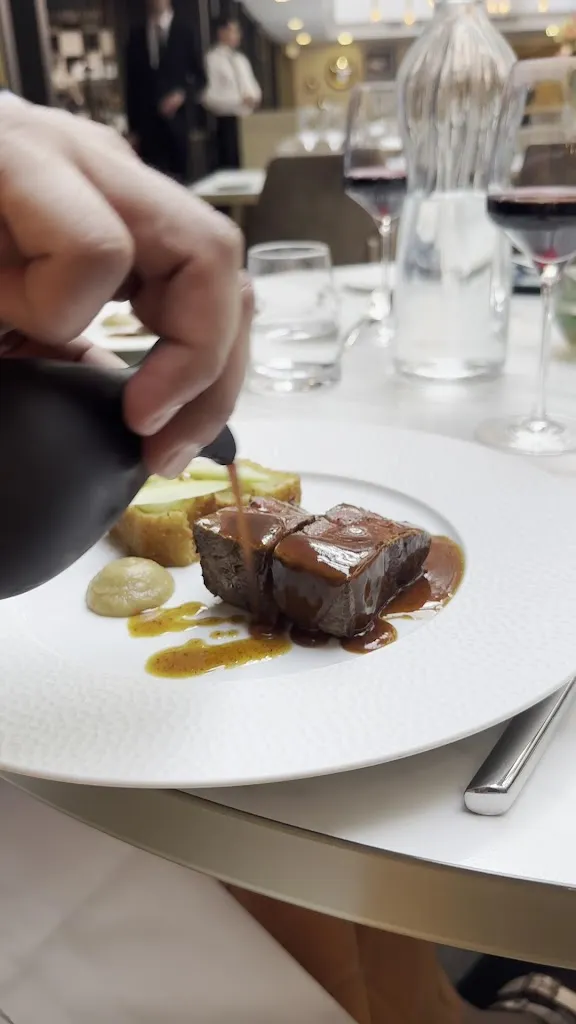 La Verrière PARIS_Paris_slider_image_2