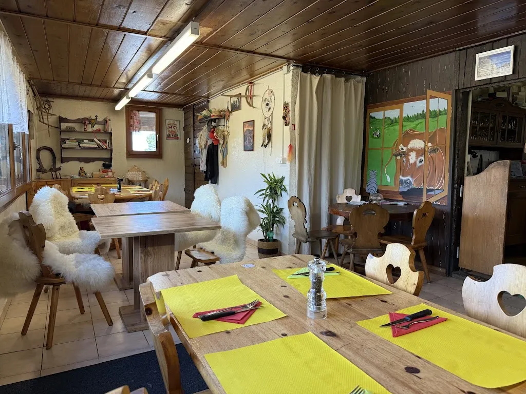 Buvette d'alpage du Mont-Barres_Verrières_slider_image_1