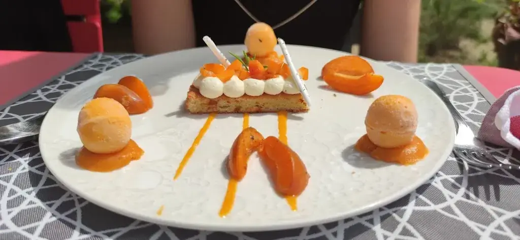 Menu_Restaurant La Tour_Dunières_image_8