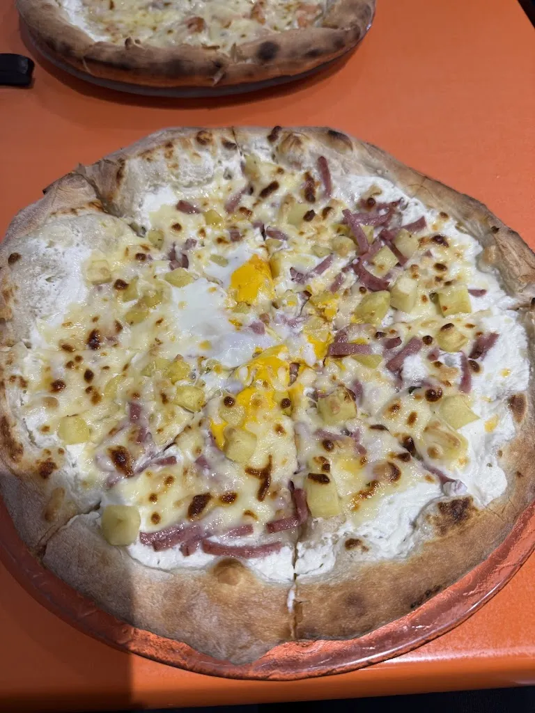 e Justine_TOP PIZZA_Ferté-Gaucher_review